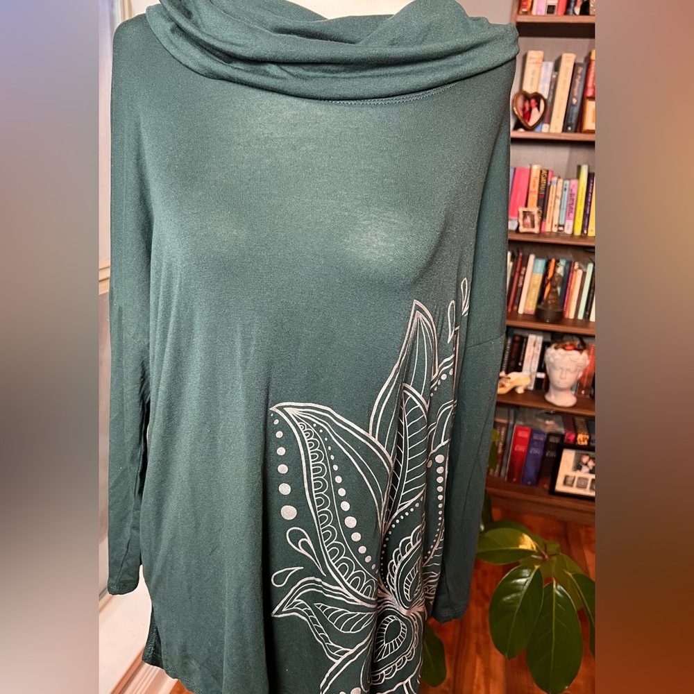 Live Well Forest Green Lotus Mandala Tunic • Cowl Neck • Boho Artsy Top M/L